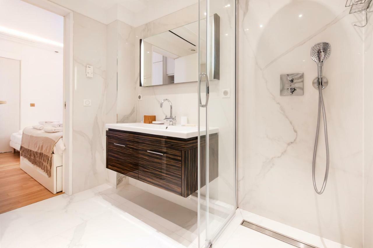 Luxury Montaigne Apartment 파리 외부 사진