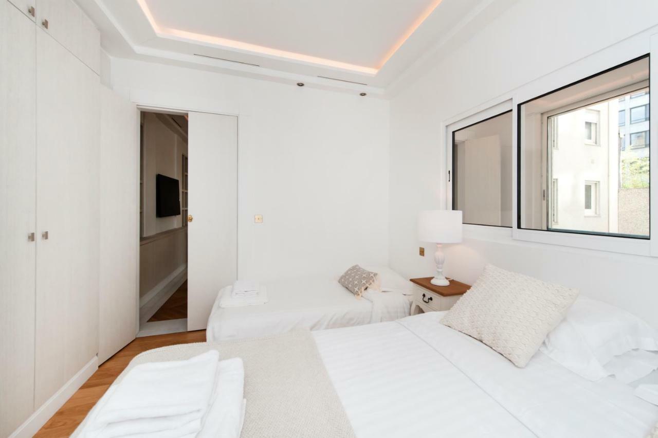 Luxury Montaigne Apartment 파리 외부 사진